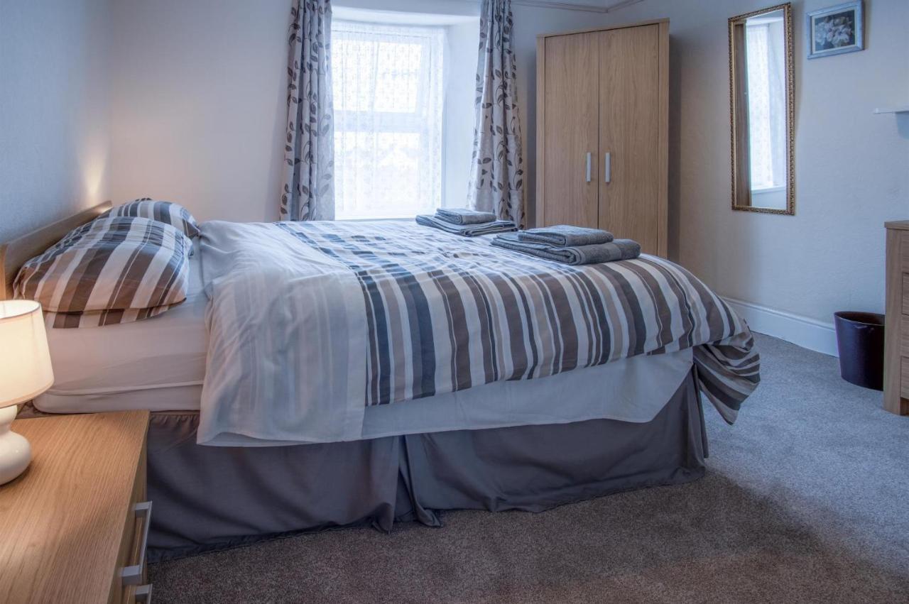 Dragons Den - 2 Bedroom -