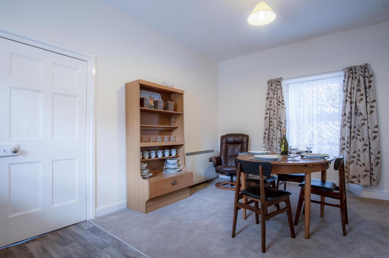 Dragons Den - 2 Bedroom -